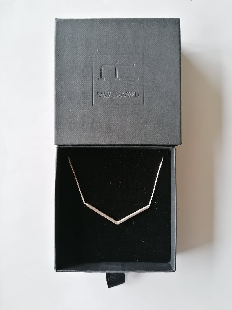 Sterling silver arrow necklace