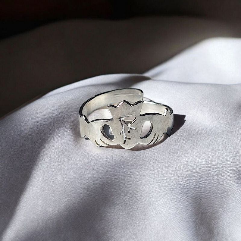 Sterling Silver Claddagh Ring