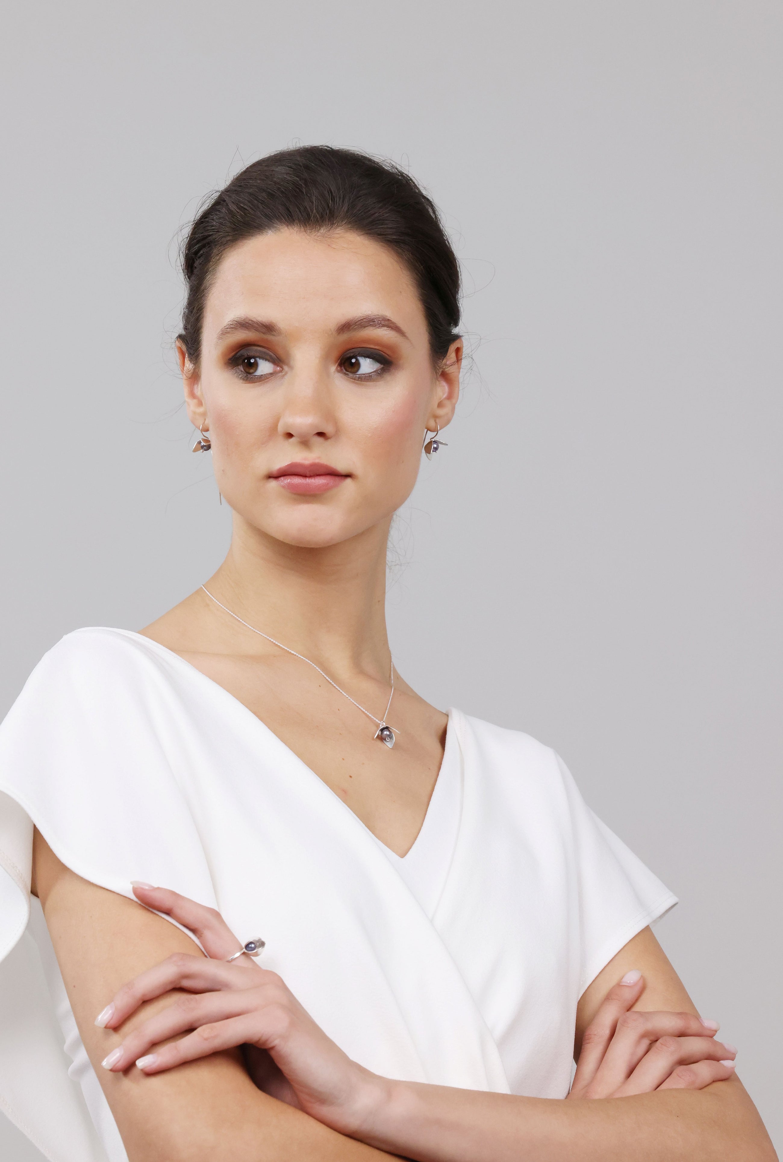 Sterling silver snowdrop necklace