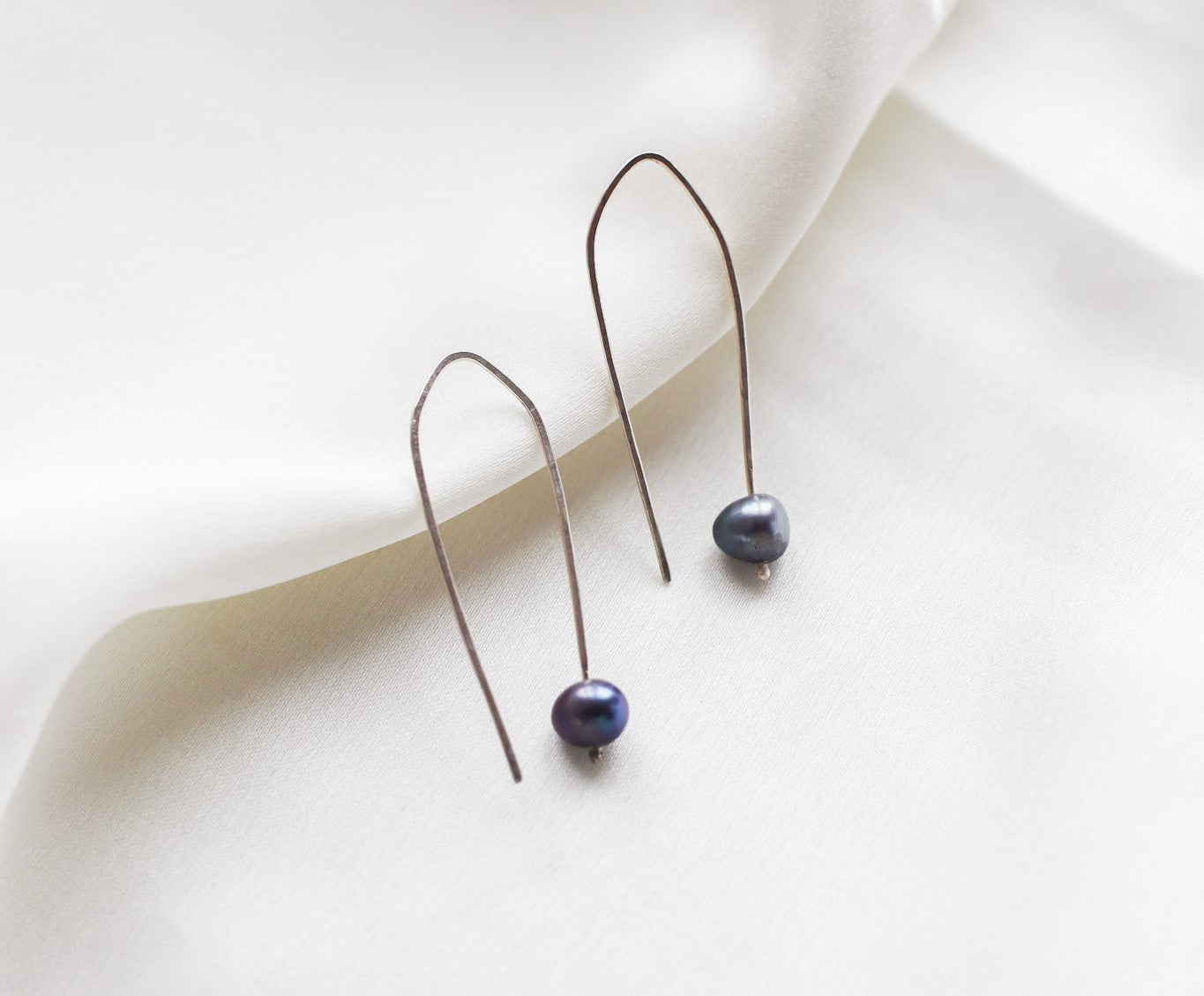 Sterling silver pearl drop earrings - Saw Framed
